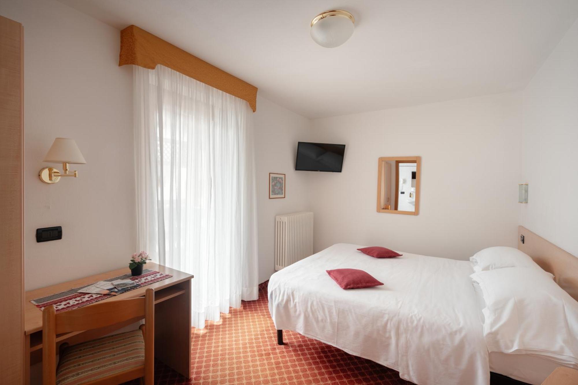 Emma Hotel Madonna